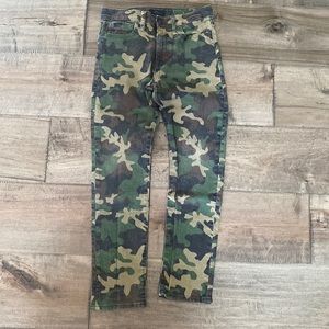 Boys polo camo jeans, brand new